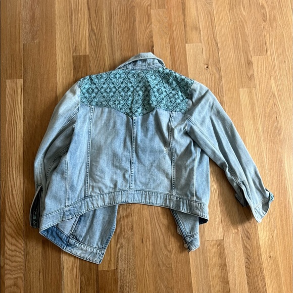 Guess womans jean jacket - Picture 2 of 6